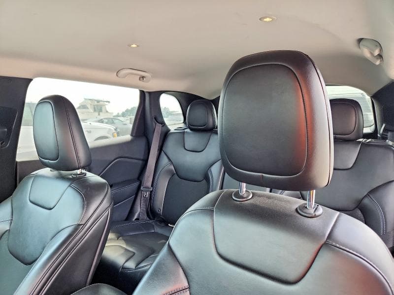 2019 JEEP CHEROKEE LATITUDE PLUS LATITUDE PLUS 11