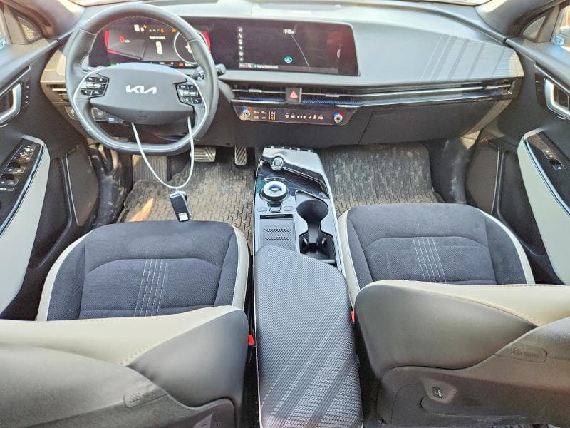 2024 KIA EV6 GT LINE 8