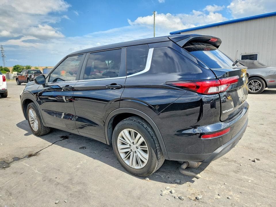 2024 MITSUBISHI OUTLANDER ES 2