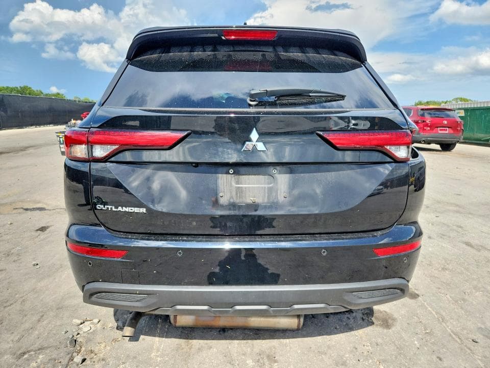 2024 MITSUBISHI OUTLANDER ES 6