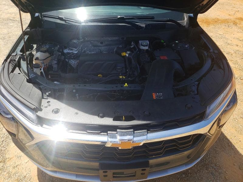 2025 CHEVROLET TRAX 1LT 12