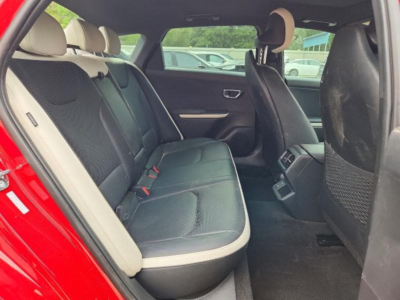 2025 KIA K4 GT-LINE TURBO 10