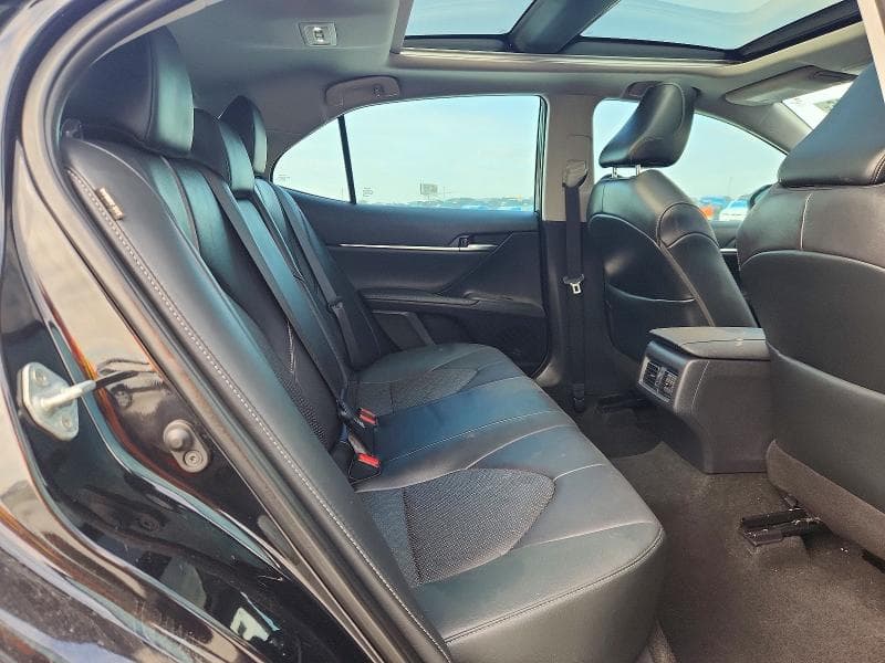 2021 TOYOTA CAMRY XSE 10
