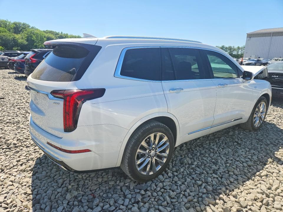 2021 CADILLAC XT6 PLATINUM PREMIUM LUXURY PLATINUM PREMIUM LUXURY 3