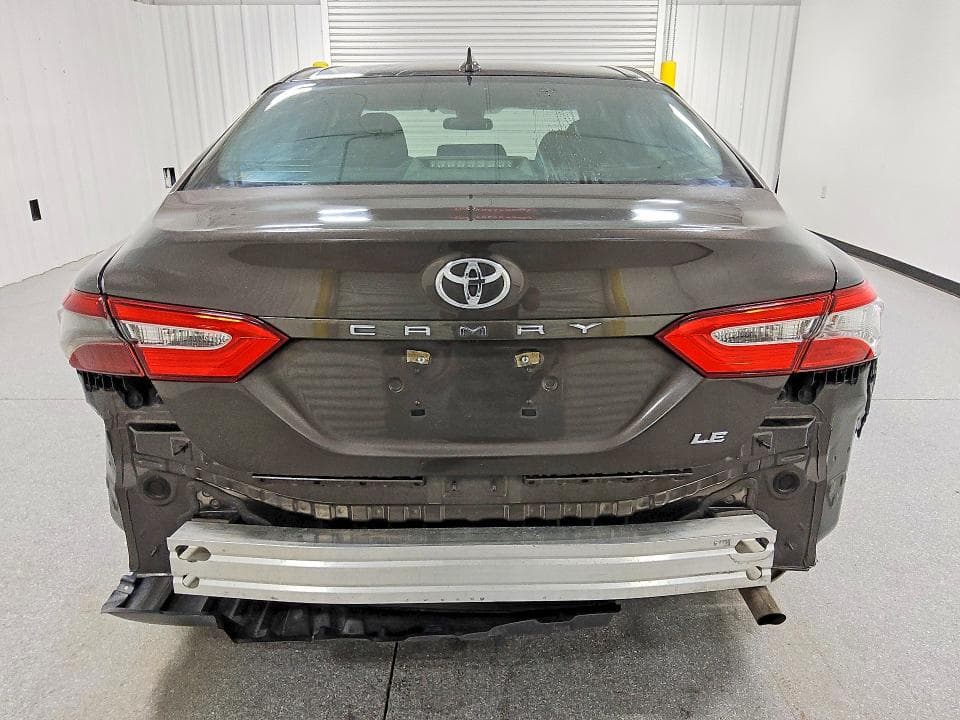 2019 TOYOTA CAMRY LE LE 6