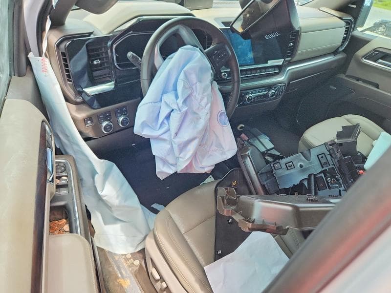 2025 GMC SIERRA K1500 SLT 8