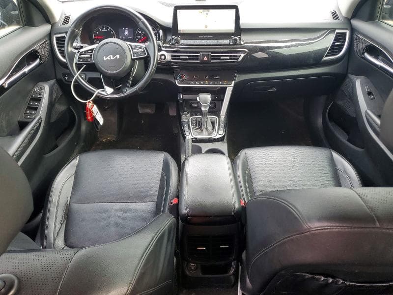 2022 KIA SELTOS EX EX 8