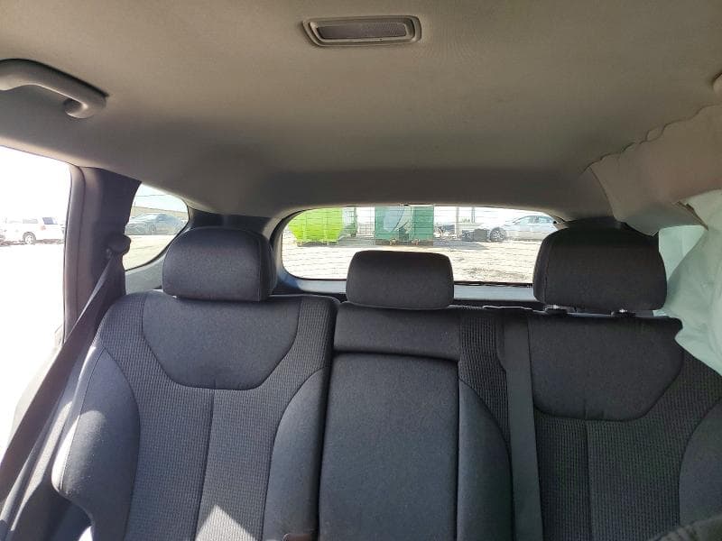 2022 HYUNDAI SANTA FE SEL 10