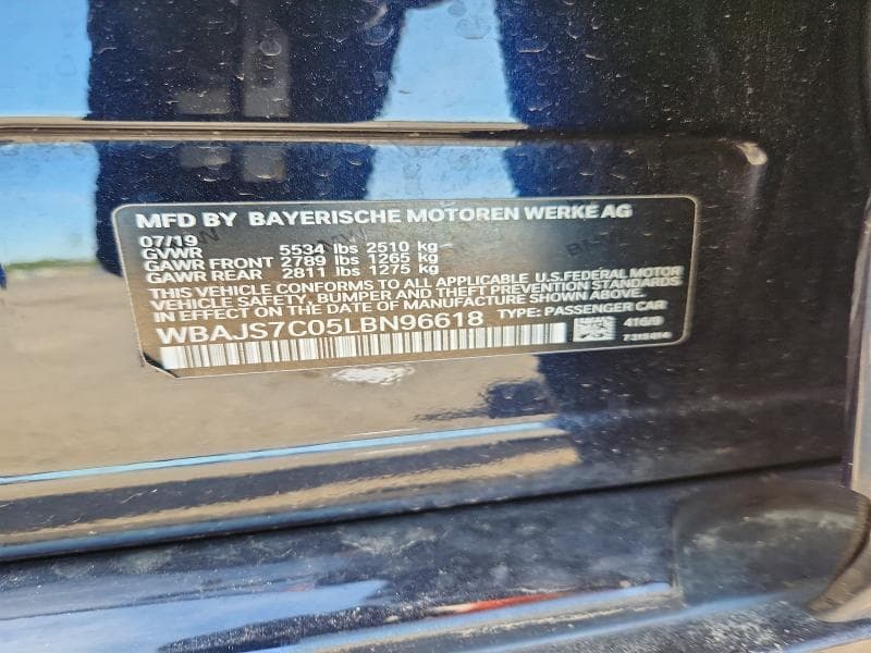 2020 BMW M550XI 12
