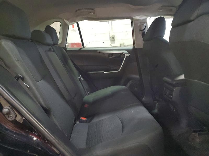 2024 TOYOTA RAV4 LE 11
