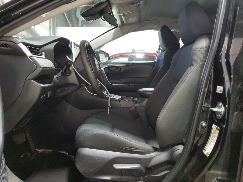 2024 TOYOTA RAV4 LE 7