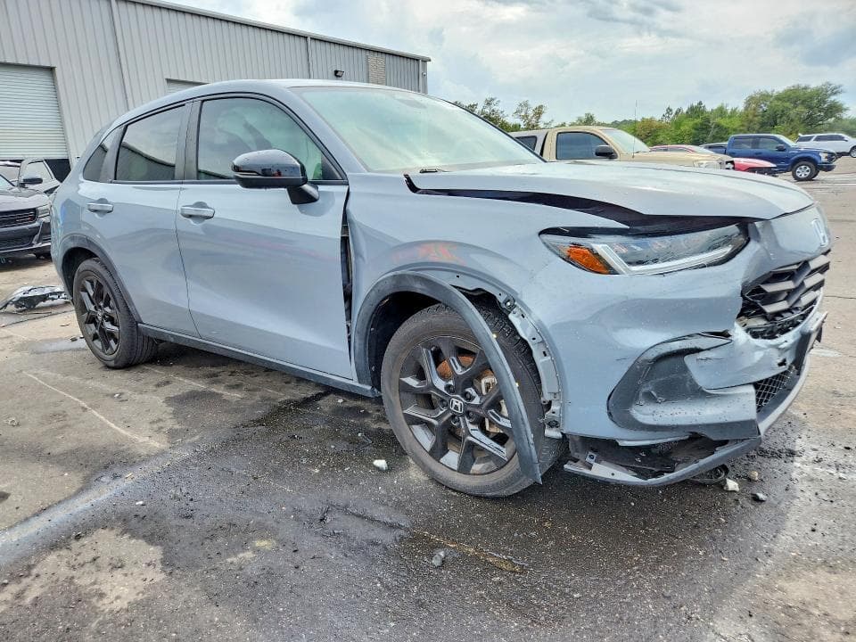 2023 HONDA HR-V SPORT 4