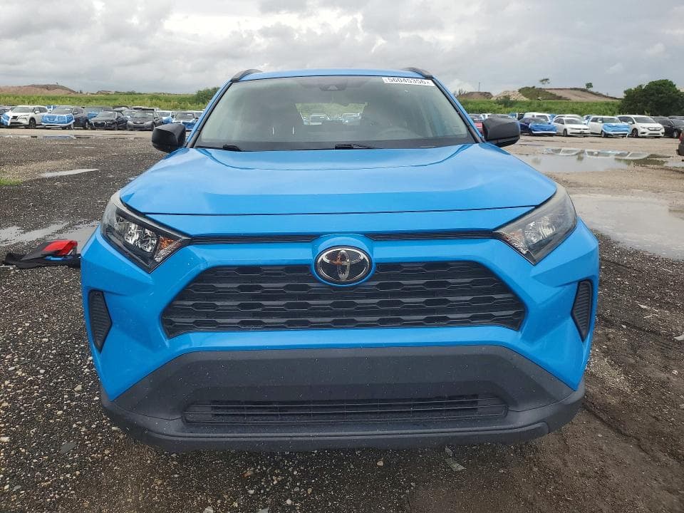 2019 TOYOTA RAV4 LE 5