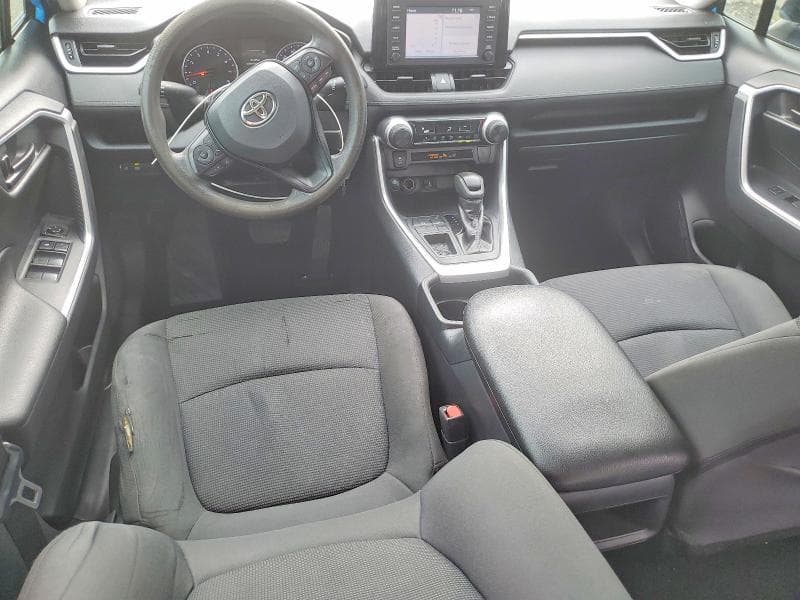2019 TOYOTA RAV4 LE 8