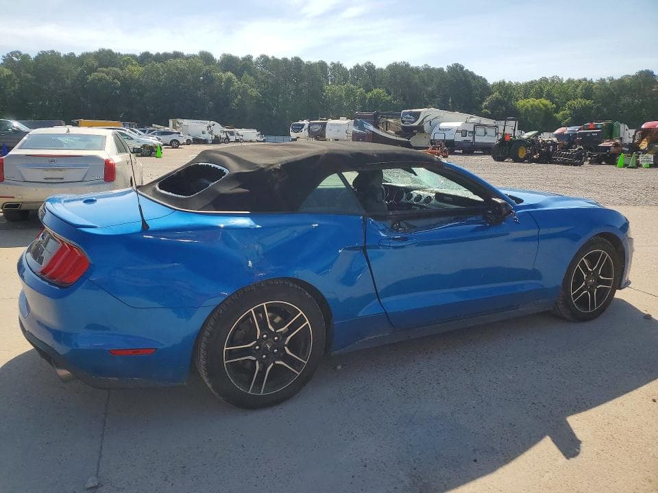 2021 FORD MUSTANG 3