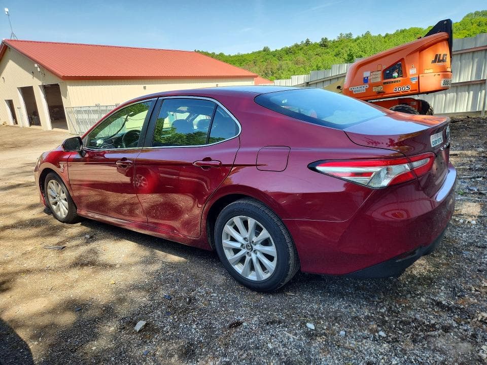 2018 TOYOTA CAMRY LE LE 2