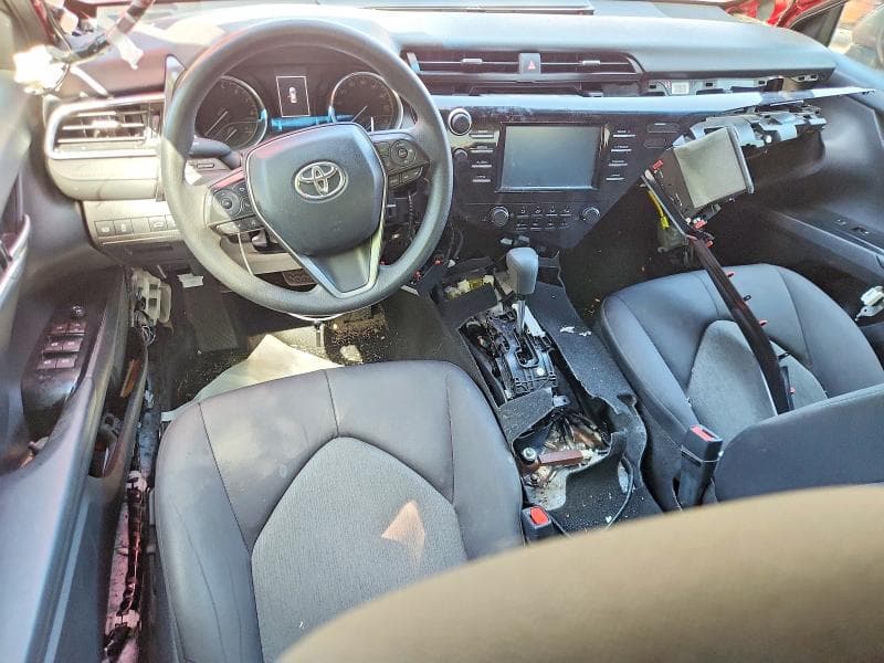 2018 TOYOTA CAMRY LE LE 8