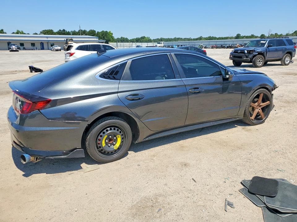 2023 HYUNDAI SONATA SEL 3