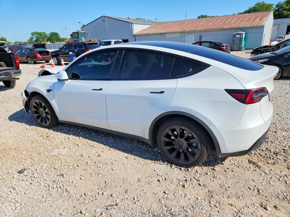 2023 TESLA MODEL Y 2