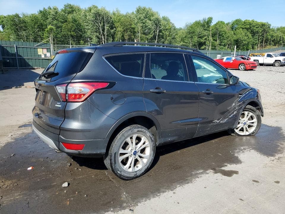 2018 FORD ESCAPE SE 3