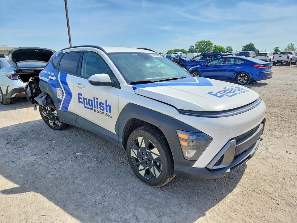2024 HYUNDAI KONA SEL 4