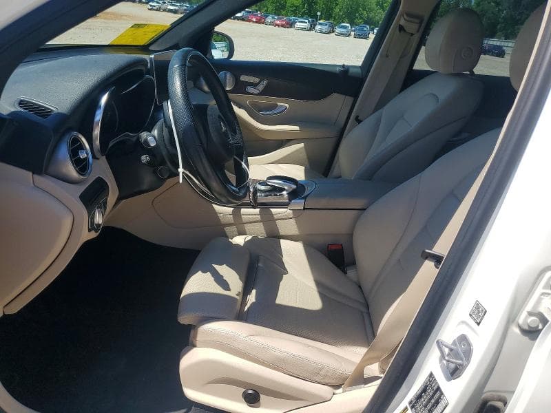 2018 MERCEDES-BENZ GLC 300 4MATIC 7