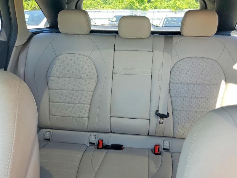 2018 MERCEDES-BENZ GLC 300 4MATIC 10
