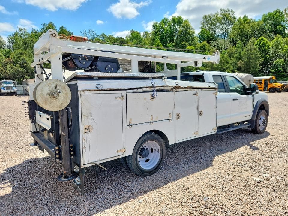 2023 FORD F550 SUPER DUTY 3
