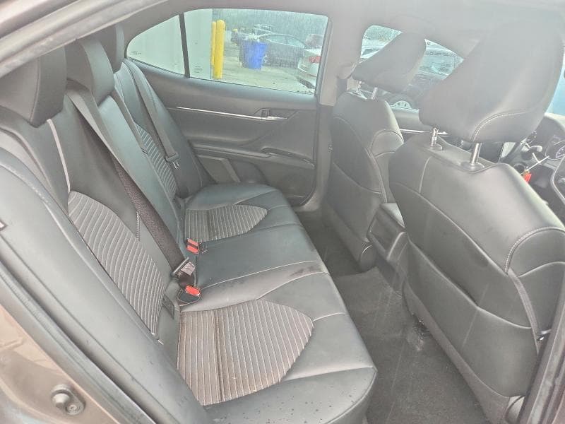 2020 TOYOTA CAMRY SE SE 10