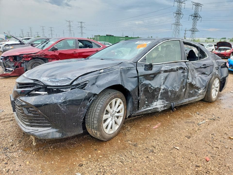 2018 TOYOTA CAMRY LE LE - 1