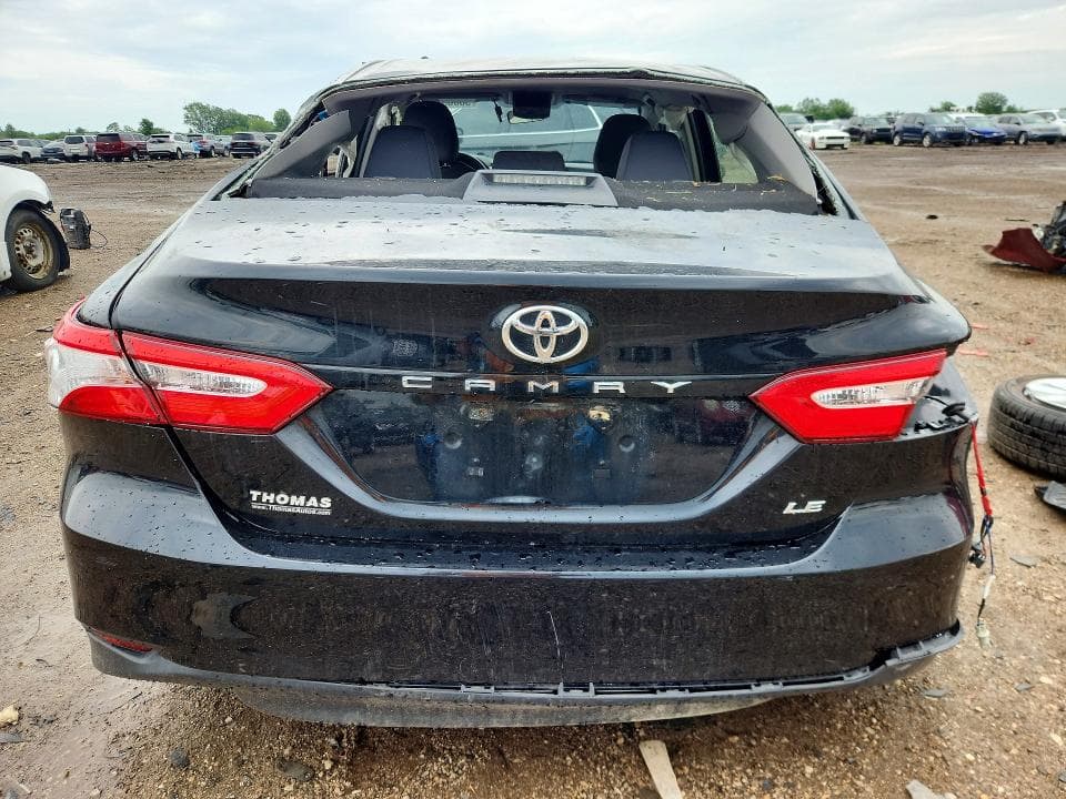 2018 TOYOTA CAMRY LE LE 6