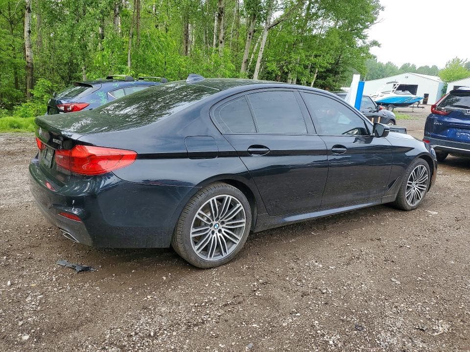 2020 BMW 530 XI 3