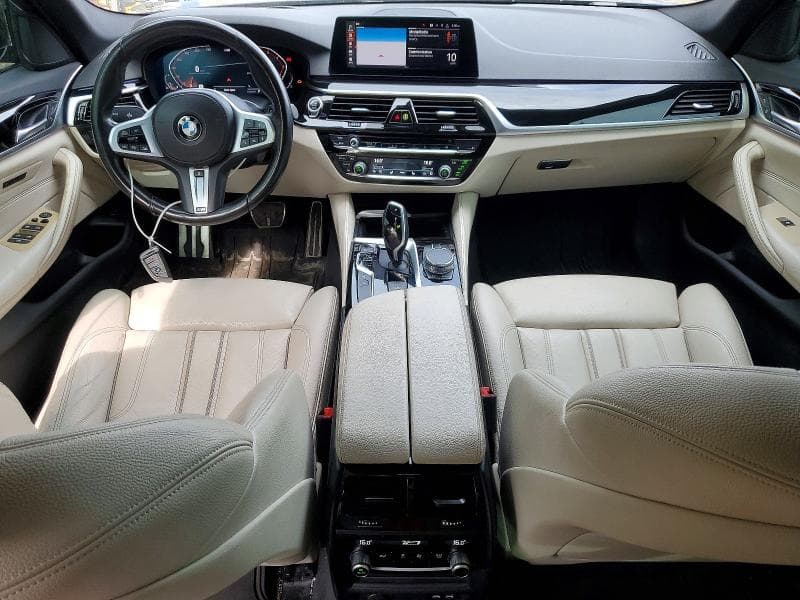 2020 BMW 530 XI 8