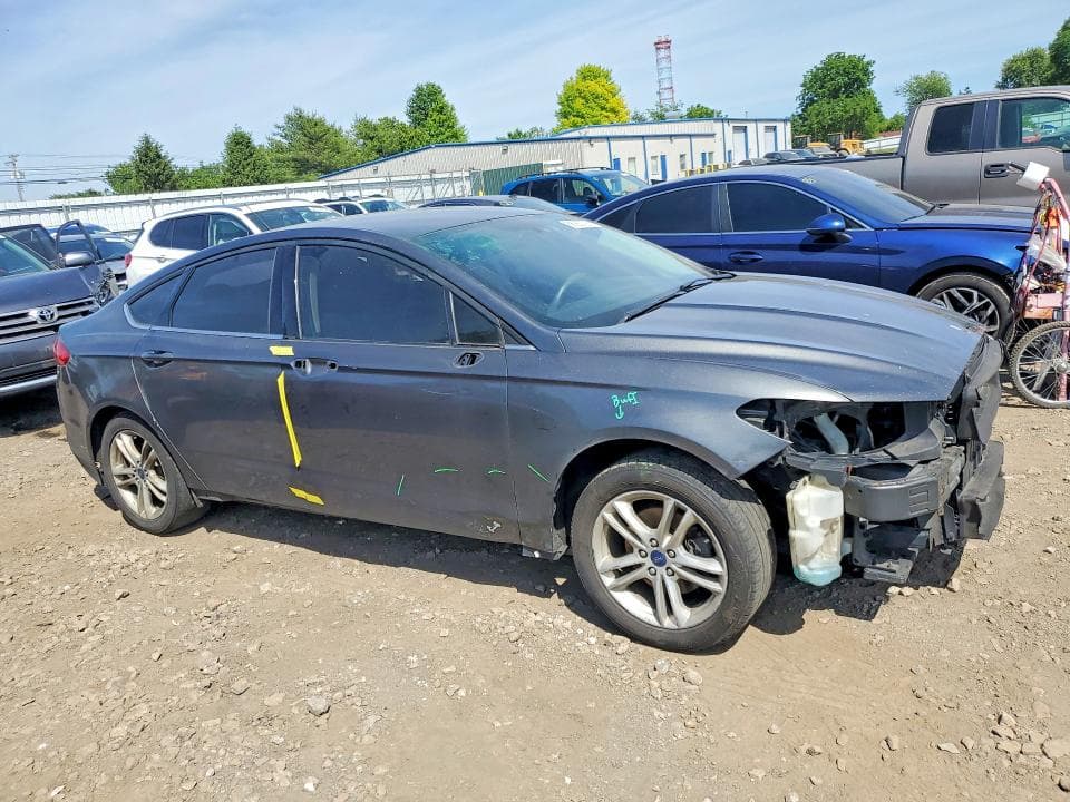 2018 FORD FUSION SE 4