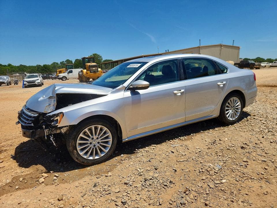 2016 VOLKSWAGEN PASSAT SE