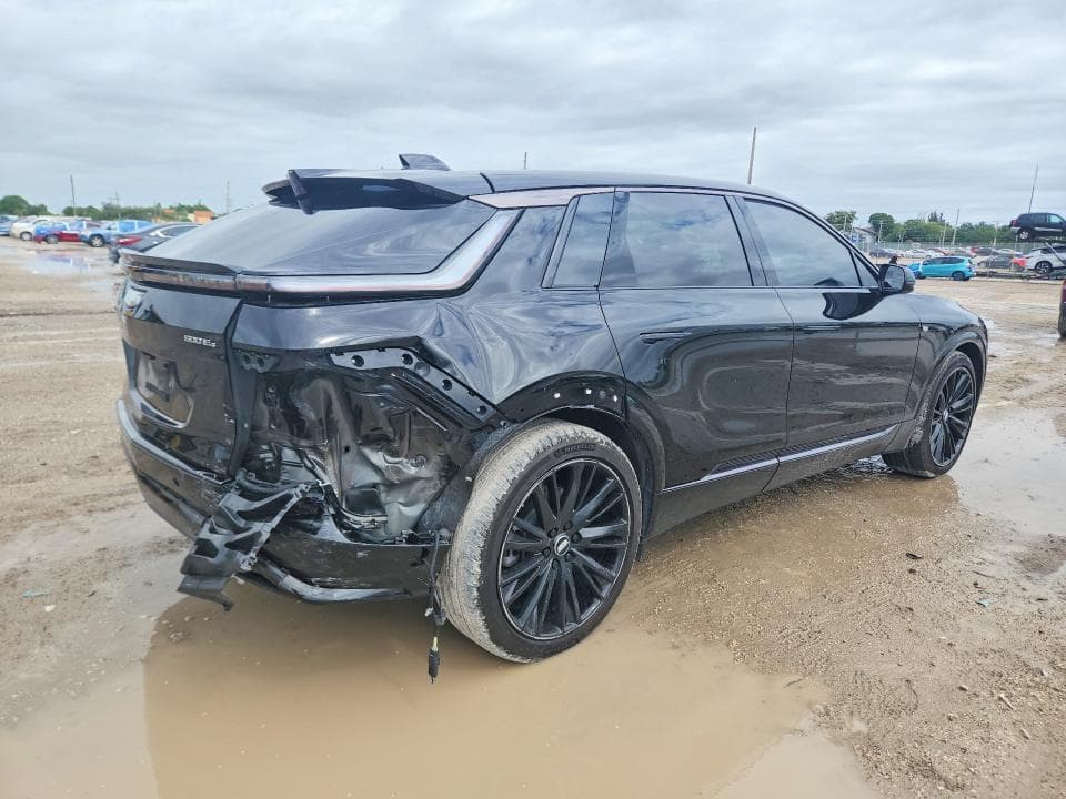 2024 CADILLAC LYRIQ SPORT 3