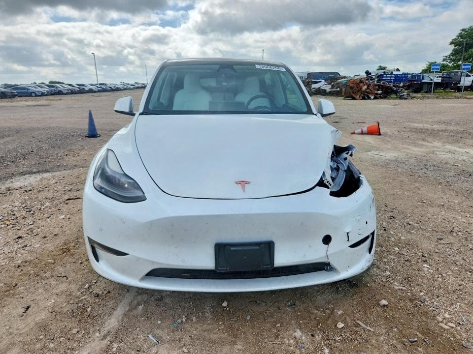 2022 TESLA MODEL Y 5