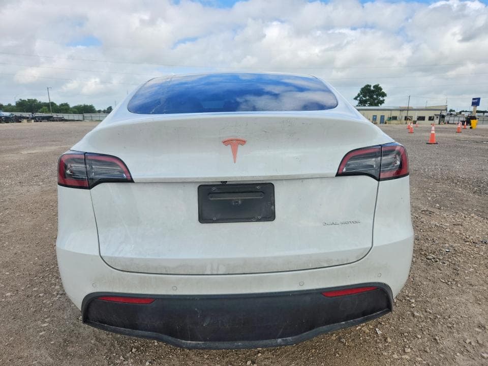 2022 TESLA MODEL Y 6