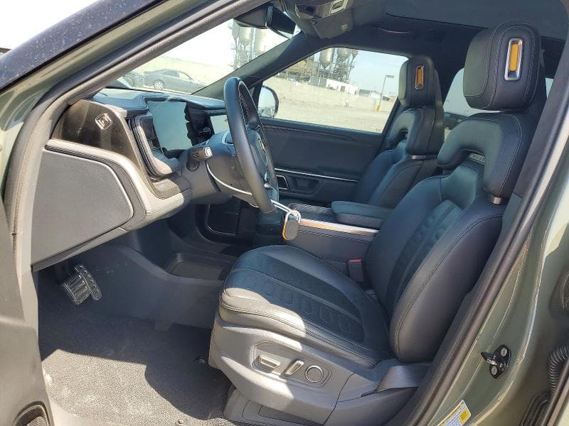 2022 RIVIAN R1T LAUNCH EDITION 7