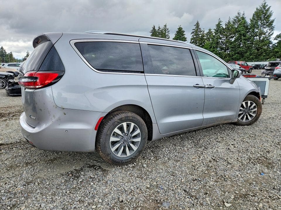 2021 CHRYSLER PACIFICA HYBRID TOURING L 3