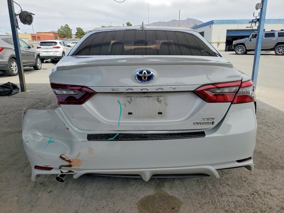 2022 TOYOTA CAMRY XSE 6