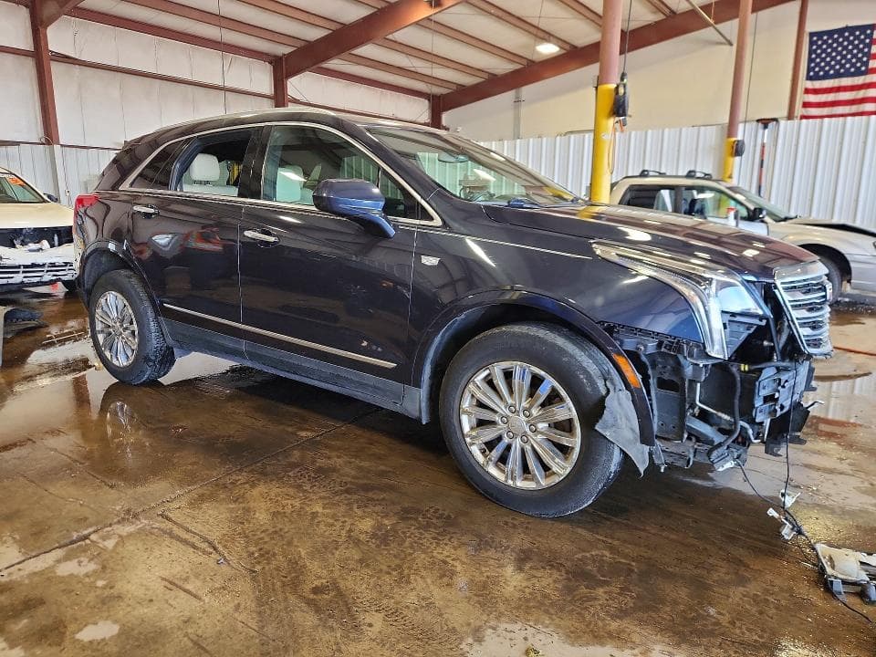 2018 CADILLAC XT5 4