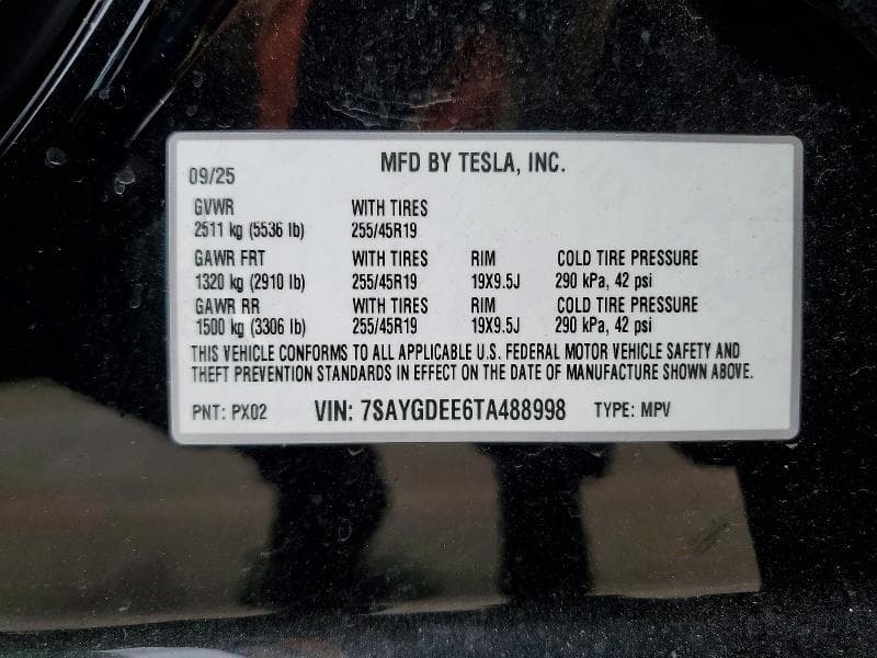 2026 TESLA MODEL Y 12