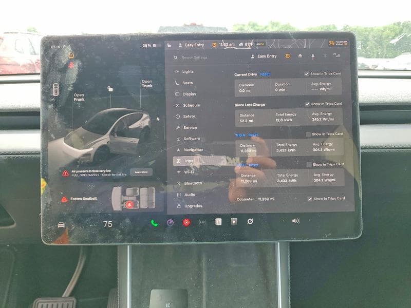 2026 TESLA MODEL Y 9