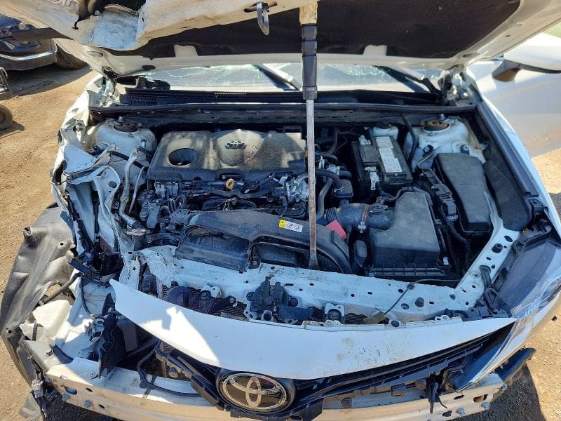 2022 TOYOTA CAMRY LE 11