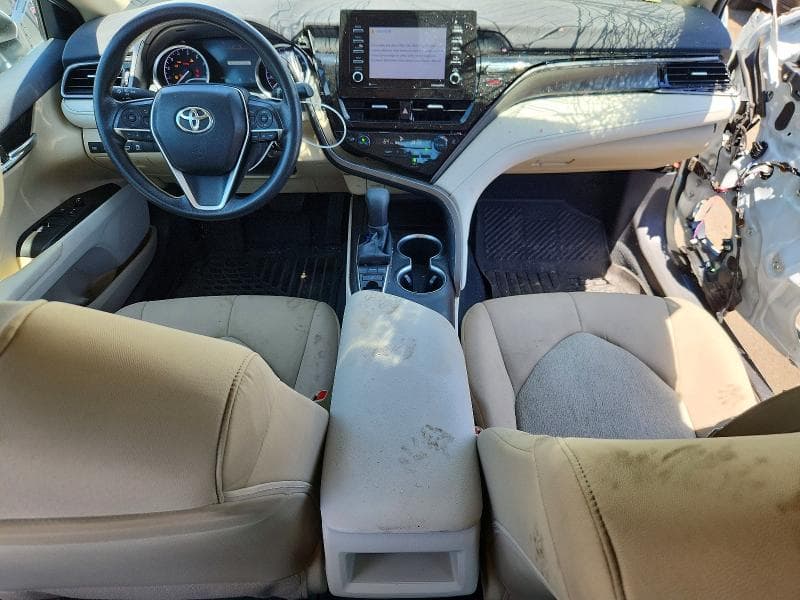 2022 TOYOTA CAMRY LE 8