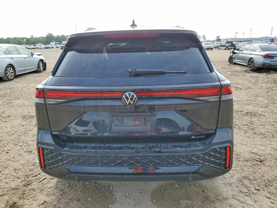 2025 VOLKSWAGEN TIGUAN SE R-LINE BLACK SE R-LINE BLACK 6