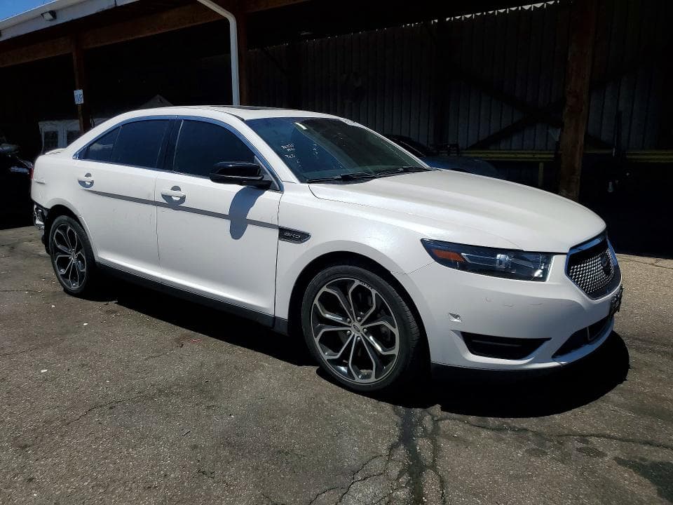 2017 FORD TAURUS SHO 4