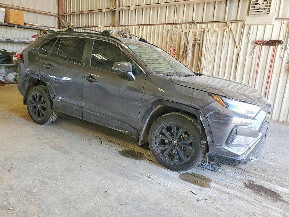 2023 TOYOTA RAV4 SE SE 4