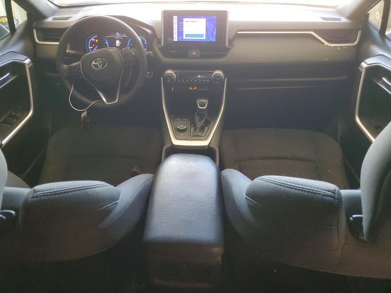 2023 TOYOTA RAV4 SE SE 8
